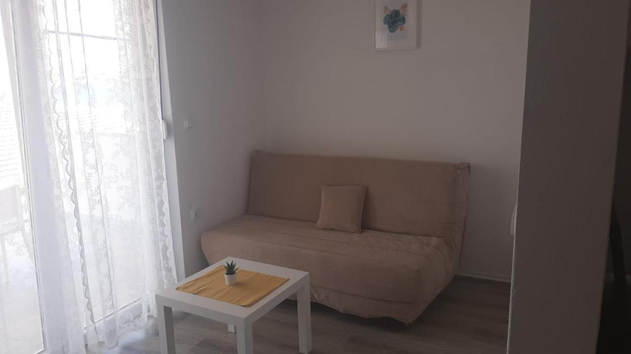 Apartmani Bolero - เนอุม ภายนอก รูปภาพ